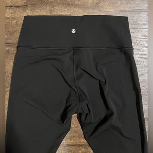Lululemon leggings 25”